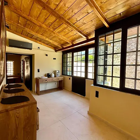 Alfa25 Appartement Oítilon